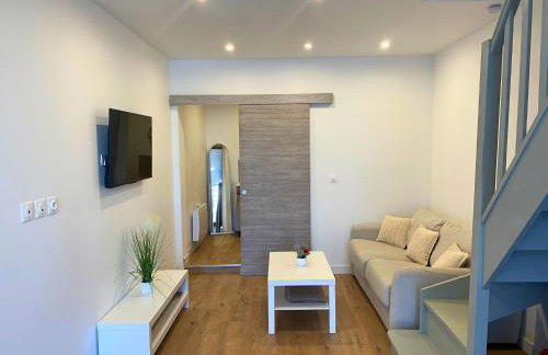 Duplex moderne et calme - face gare & proche centre - Photo 1