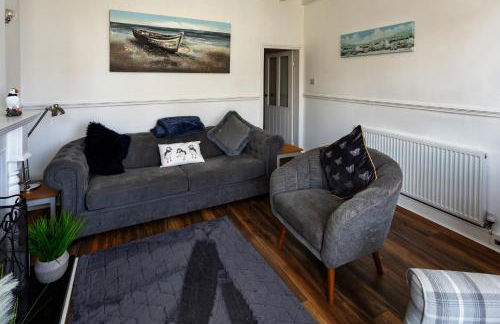 Cottage, Hot Tub, Open fire, Games Room, large Garden Sleeps 2-8 - Foto 58