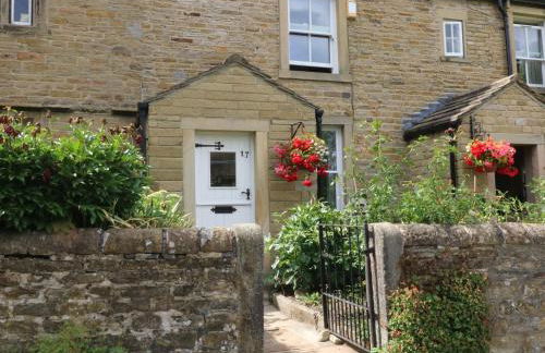 Sally's Cottage - Photo 1