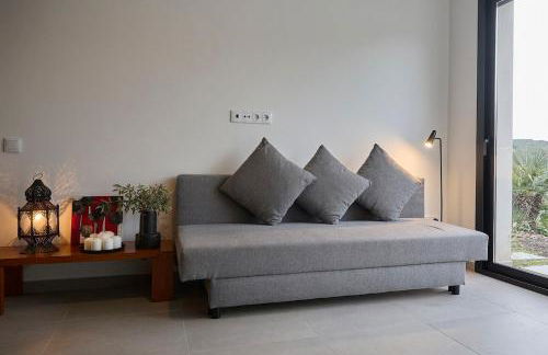 Villa Sitges Casa Selva 7 minutos de Sitges en coche Diseño Comodidad Nueva Ideal para Vacaciones - Photo 36