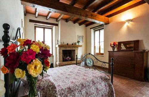 Sunny holiday home with swimming pool - Photo 17