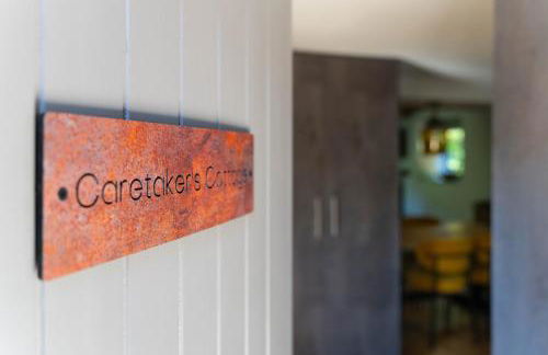 Goytre Hall Self Catering Guest Accommodation - Foto 38