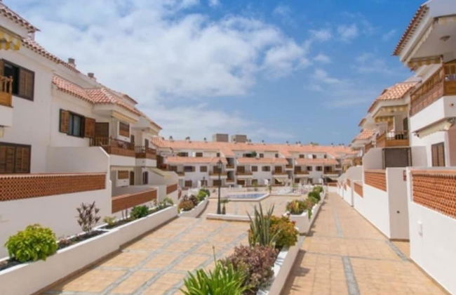 Aqua Vista El Cardon 1BR Free Parking Heated Pool - Photo 2