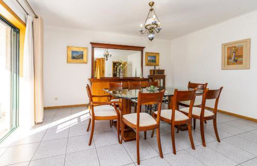 Family Beach House in Amorosa, Northern Portugal - Foto 11