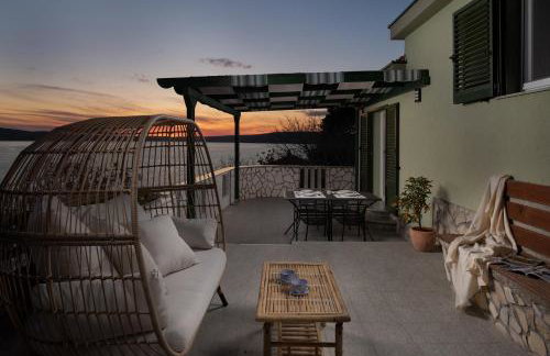 Green House - Photo 18