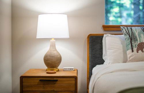 Lux Chalet with Air Hockey, Hot Tub, & Fire Place - Foto 37