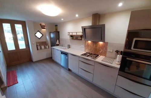 Gîte charentais avec cour privative, baby-équipement, télétravail, vélos, BBQ, animaux acceptés - FR-1-653-170 - Foto 3