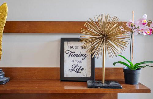 Regal 4 bed with hot tub close to Universal sleeps 15 - Foto 15