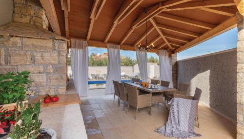 Amazing Home In Mihatovici - Foto 4