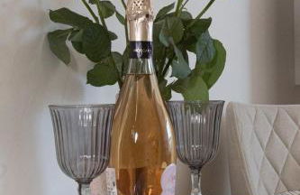 Rafina's PARADISE VIEW!!Walking access to the Port!!! Amazing Seaview!!!Steps from the Beach, 2 min walk!!WIFI 300Mbps! The Lux Seaside Retreat! - Foto 6