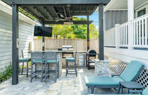 Coral Cottage - Enjoy the Posh Life! Heated Pool, Spa, Fireplace! - Foto 5