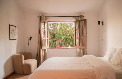 Relax in Style - Prime Spot with Garden & Natural Pool - Foto 10