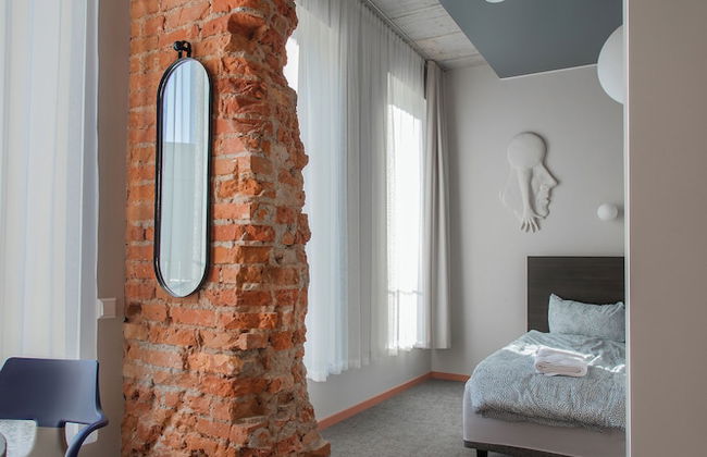 Resume Apartments - Photo 51