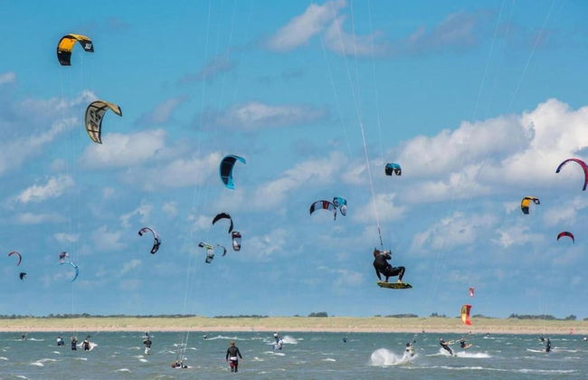 Detached Single Story Holiday Home Near the Sea - Photo 33