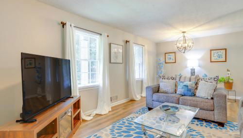 Deck and Game Room Family Home in Stockbridge! - Foto 2