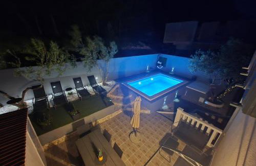 Luxury apartment Duće with private pool - Foto 8