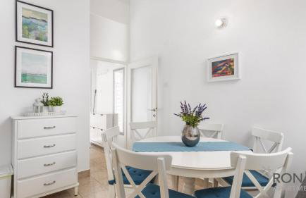 Rona Apartment Flower 1 and Flower 2 - Foto 16