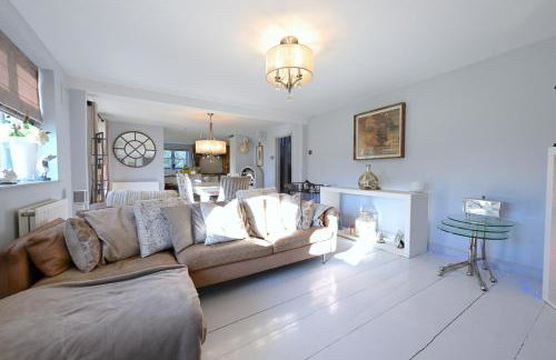 Beautiful Thatched Cottage Windsor Ascot Bracknell - Photo 7