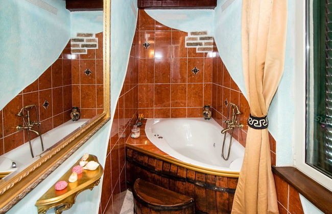 Authentic Dalmatian Hillside Escape With Pool, Sauna & BBQ - Foto 18