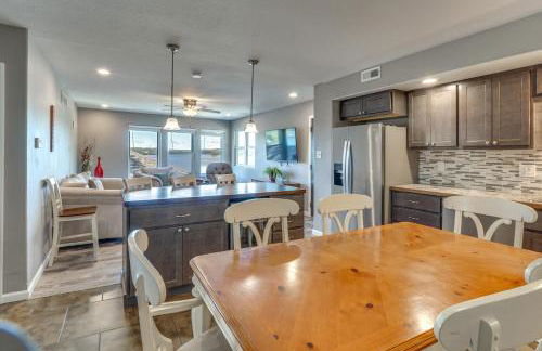 Deck, Hot Tub, Views! Reunion Retreat in Ozarks - Foto 5