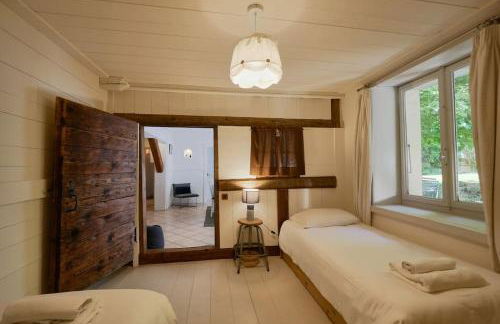 Beautiful 3 Star renovated Apt Sleeps 7 - Photo 24