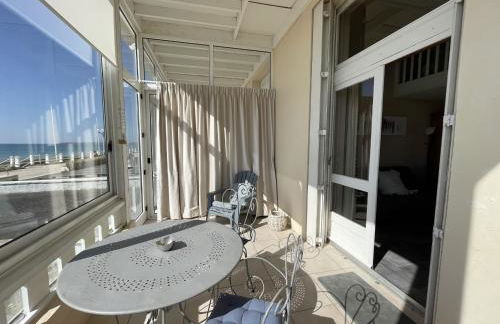 Appartement en duplex à 50m de la plage avec jardin privatif et proche commerces à Jullouville - FR-1-361-48 - Foto 3