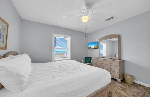 Belles Beach House - Photo 48