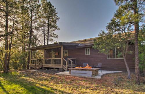 1 Mi to Rainbow Lake: Newly Built & Woodsy Retreat - Foto 15