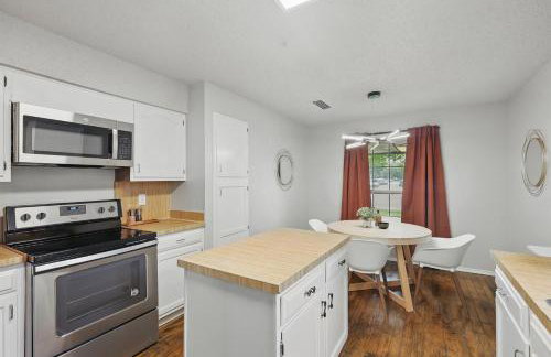 Best of Garland Pool Cinema Rm BBQ 3BD - Foto 14