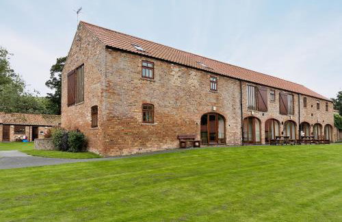 Hirst House - W41947 - Photo 9