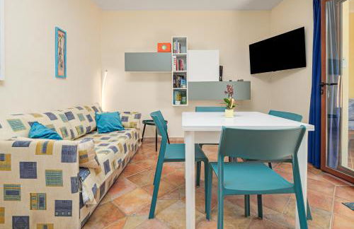 Agata verde con terrazza e giardino - Foto 9