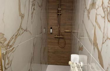 Binario 5, a due passi da Porta Nuova e dal centro - Photo 5