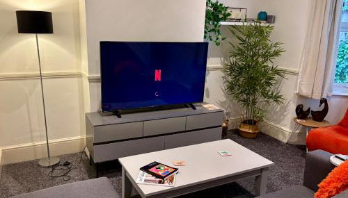 Southend city Escape, SS1, High St and beach are steps away - Foto 3