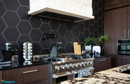 Gathering Place Hot Tub Game rooms - Photo 35