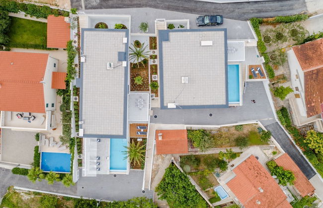 Luxury Villa Luna with Swimming Pool - Photo 32