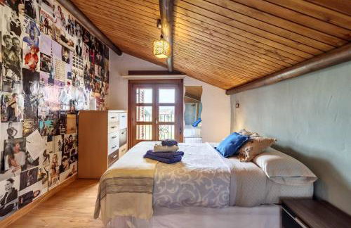 Encantadora casa con piscina privada y chimenea - Foto 39