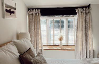 Gardener's Cottage at Mathern Palace - Photo 15