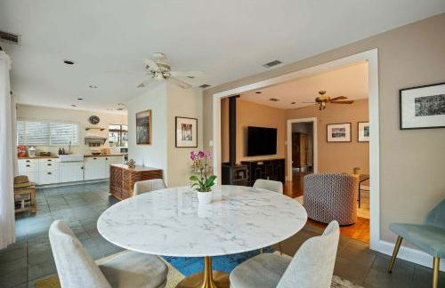 Ladybird Villa - Heated Saltwater Pool - Walk to SoCo - Photo 17