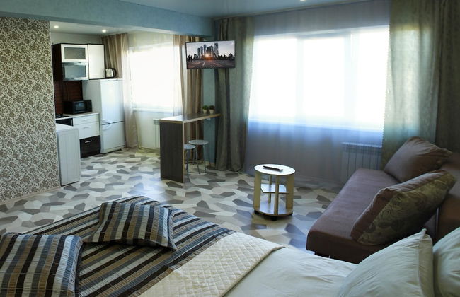 Dobrye Sutki Apartment on Martyanova 63 - Photo 9