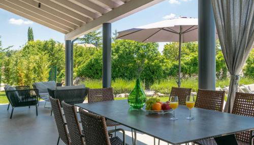 Villa Nevia - Photo 2