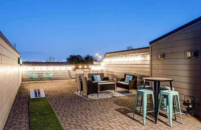 Game Room and Skydeck - Book Today - Foto 8