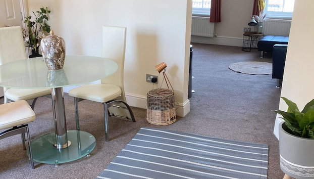 Letting Serviced Apartments - Guards View, Windsor - Foto 2, Profilbild