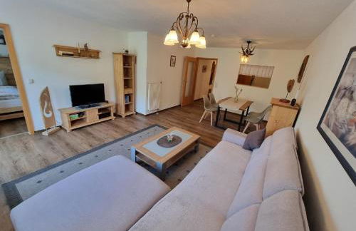 Cafe Altmühl, Ferienwohnungen Gästehaus Krimhilde direkt am Wasser - Foto 23