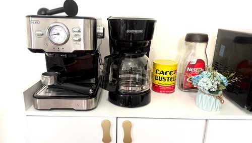 7-14 mins to Times Square, Rare unit! - Foto 3