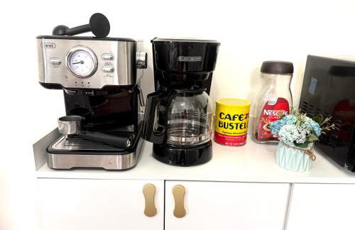 7-14 mins to Times Square, Rare unit! - Foto 3