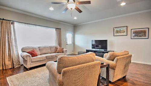 College Station Townhouse with Private Patio - Foto 4