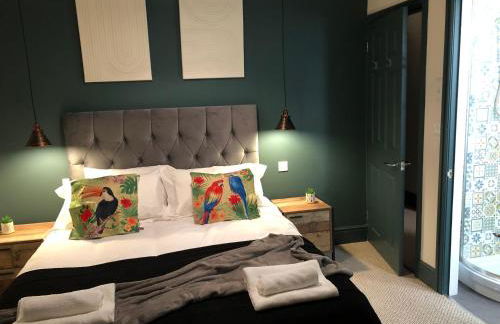 Snowdon House, 8 bedrooms, sleep 16, close to Blackrock Sand - Photo 31