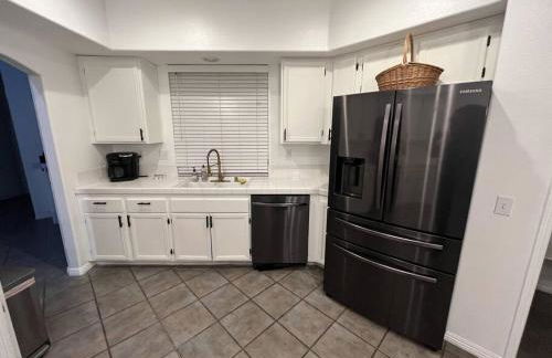 Pet Friendly Home Near Hospitals - Foto 16