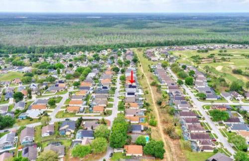 Spacious Disney Themed 5Bed Villa! Private Heated Enclosed Pool/Spa/BBQ! - Photo 41