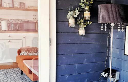 Romantic Rural Lodge - Private Outdoor Kitchen & Cosy Covered Lounge - Perth and Kinross - Hot Tub not included - Foto 8